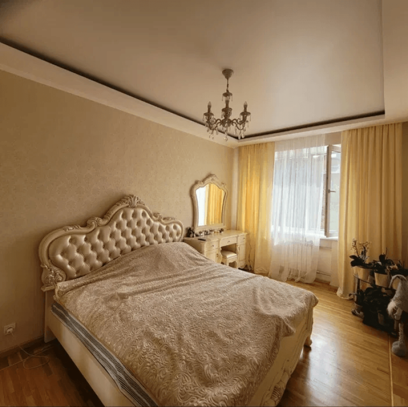 Sale 3 bedroom-(s) apartment 90 sq. m., Sumska Street 73