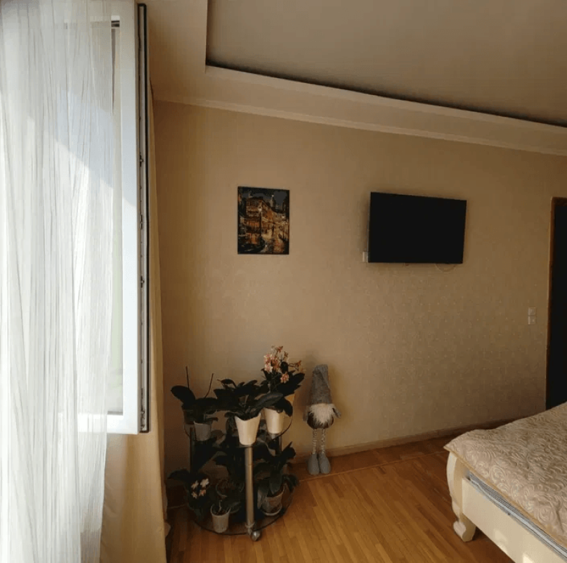 Продажа 3 комнатной квартиры 90 кв. м, Сумская ул. 73