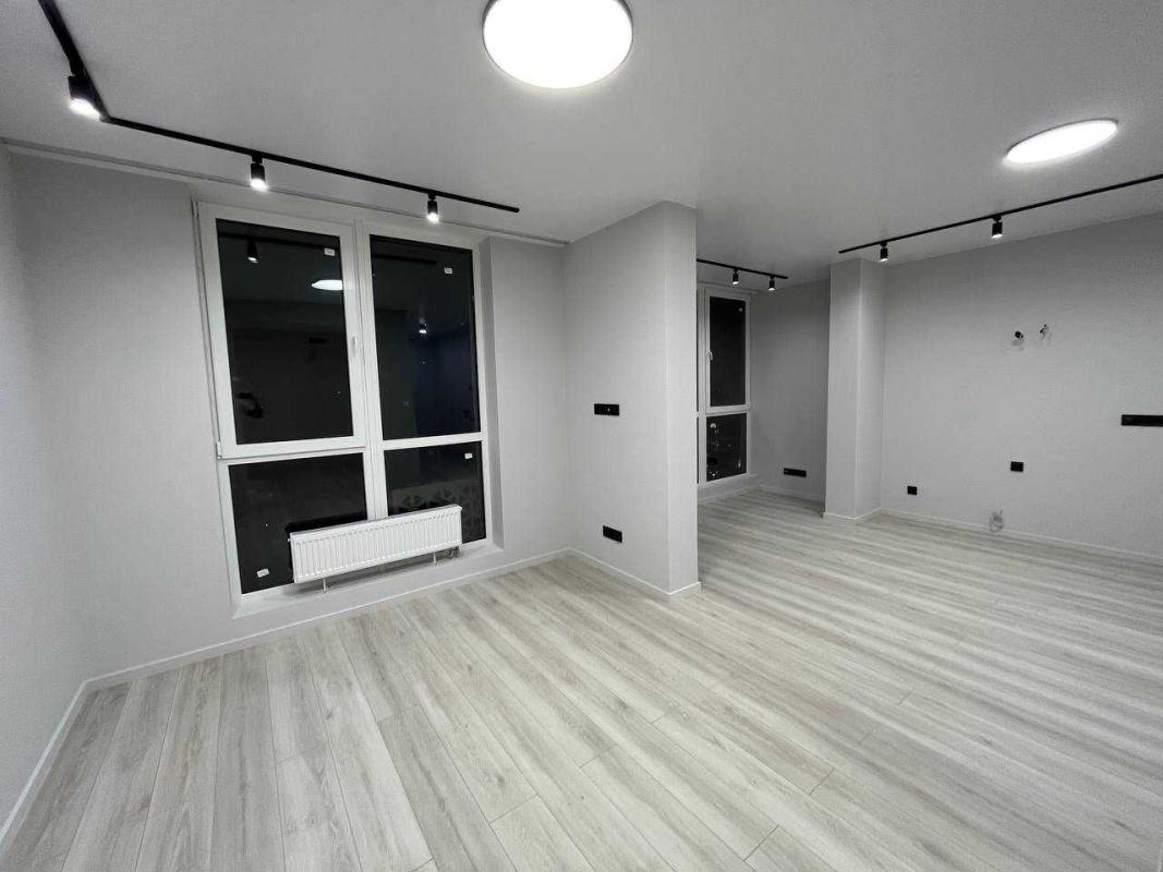 Sale 1 bedroom-(s) apartment 42 sq. m., Revutskoho Street