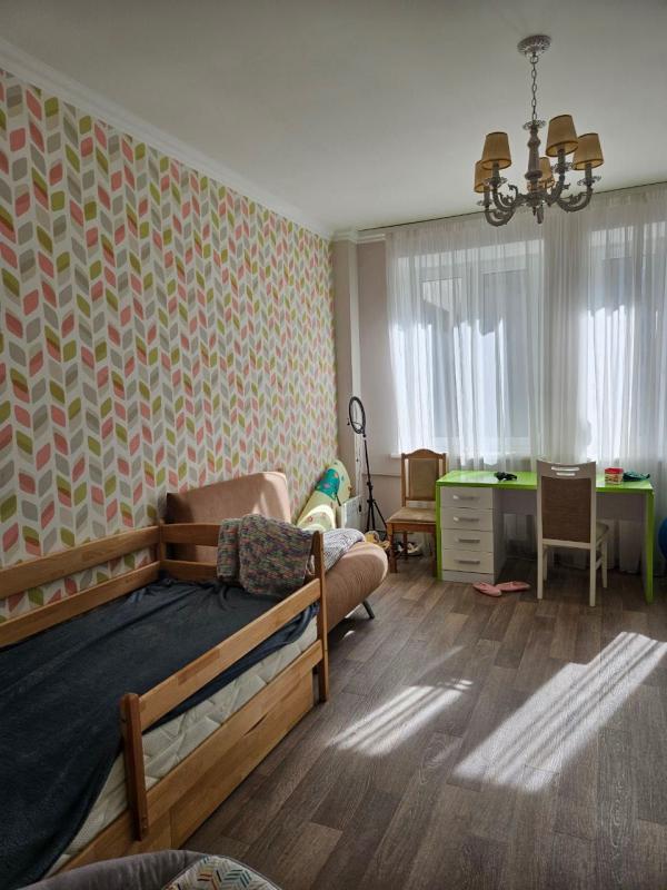 Long term rent 3 bedroom-(s) apartment Chernyshevska Street 95