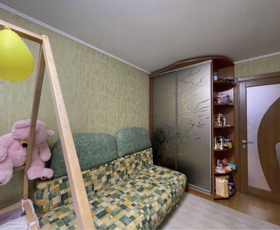 Продажа 2 комнатной квартиры 43 кв. м, Зерновая ул. 53и