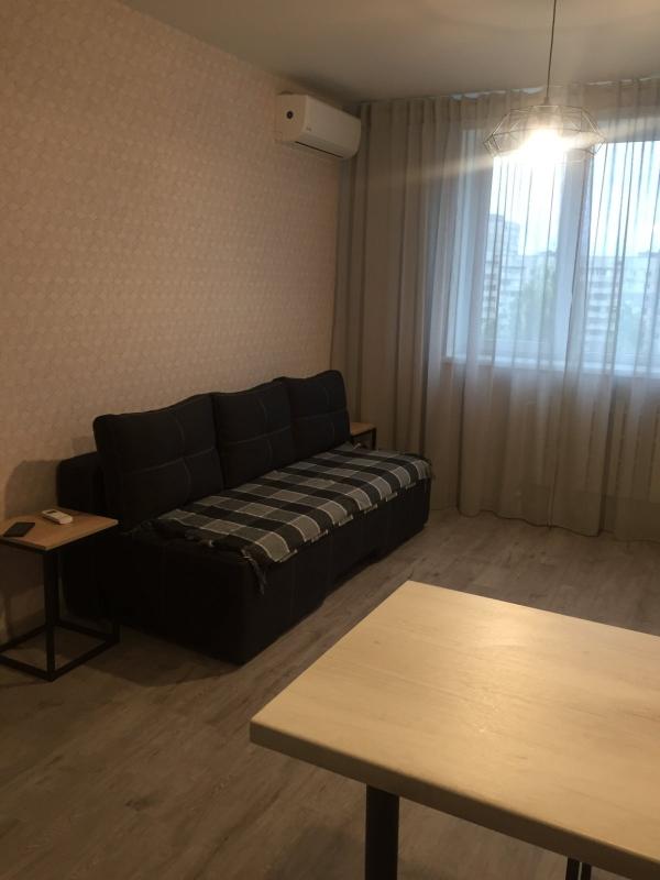 Sale 1 bedroom-(s) apartment 50.1 sq. m., Myroslava Mysly Street (Tsilynohradska Street) 58б