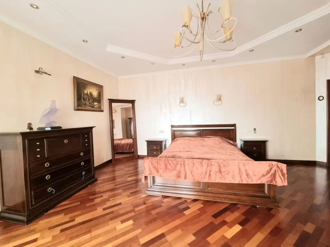 Apartment for sale - Bulvarno-Kudriavska Street 36