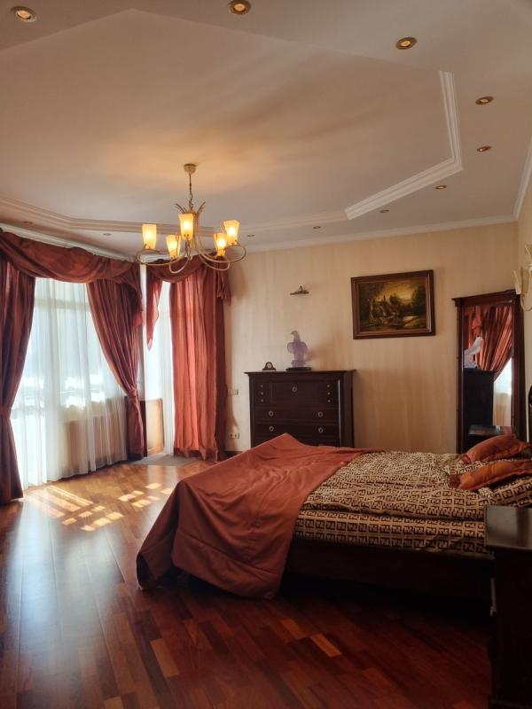 Продаж 4 кімнатної квартири 170 кв. м, Бульварно-Кудрявська вул. (Воровського) 36