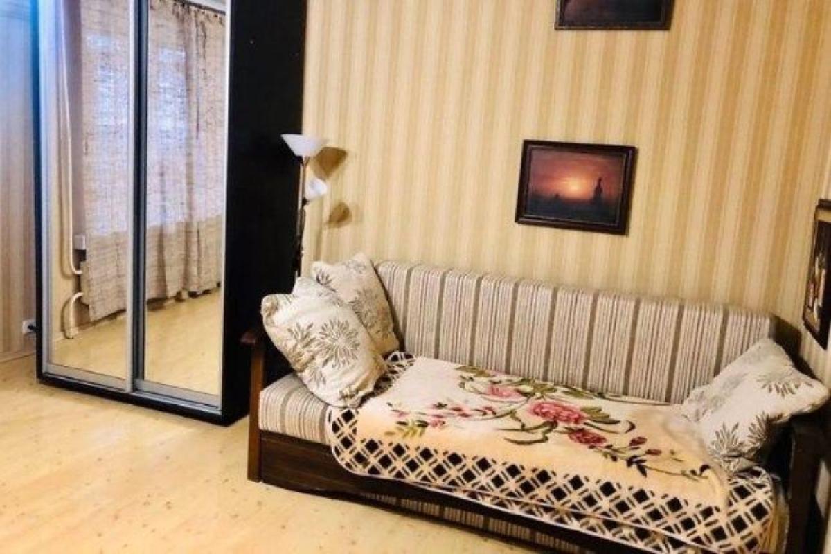 Продаж 3 кімнатної квартири 70 кв. м, Пушкінська вул. 96-98