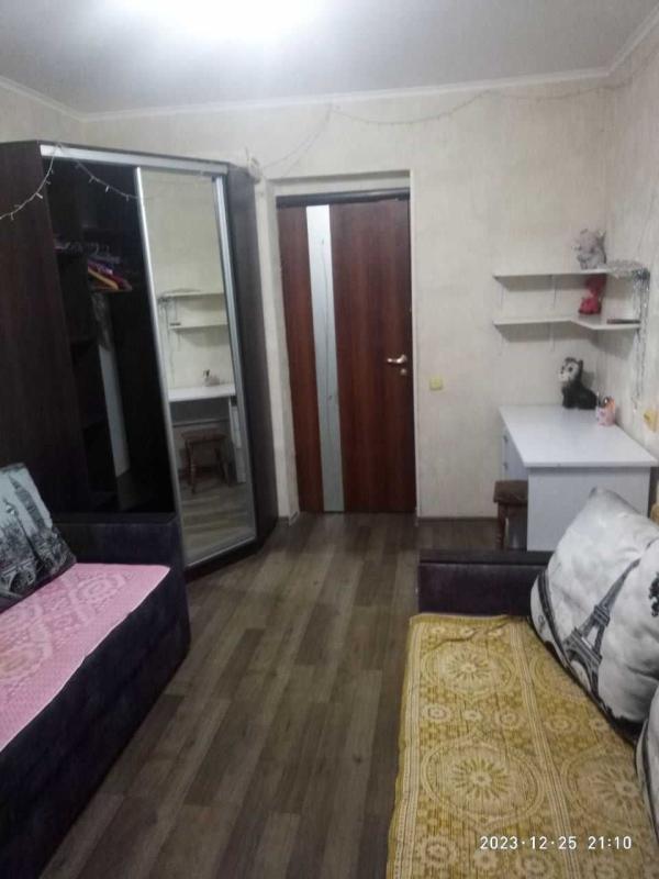 Долгосрочная аренда 2 комнатной квартиры Новгородская ул. 44