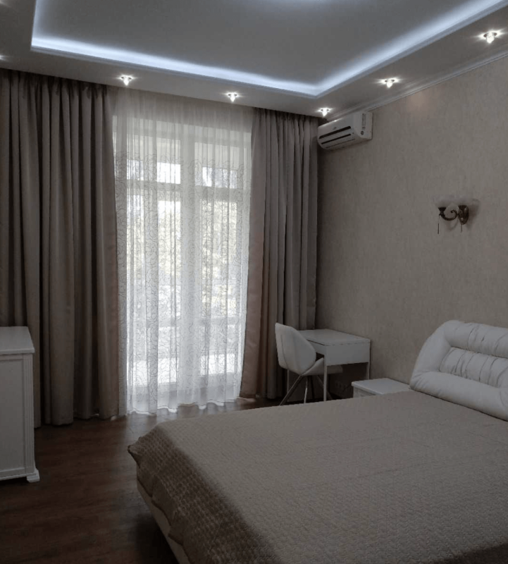 Long term rent 2 bedroom-(s) apartment Dmytra Doroshenka street (Chyhorina Street) 49