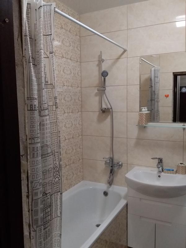 Sale 1 bedroom-(s) apartment 31 sq. m., Kharkivske Road 188