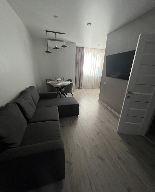 Sale 1 bedroom-(s) apartment 68 sq. m., Niutona Street 104