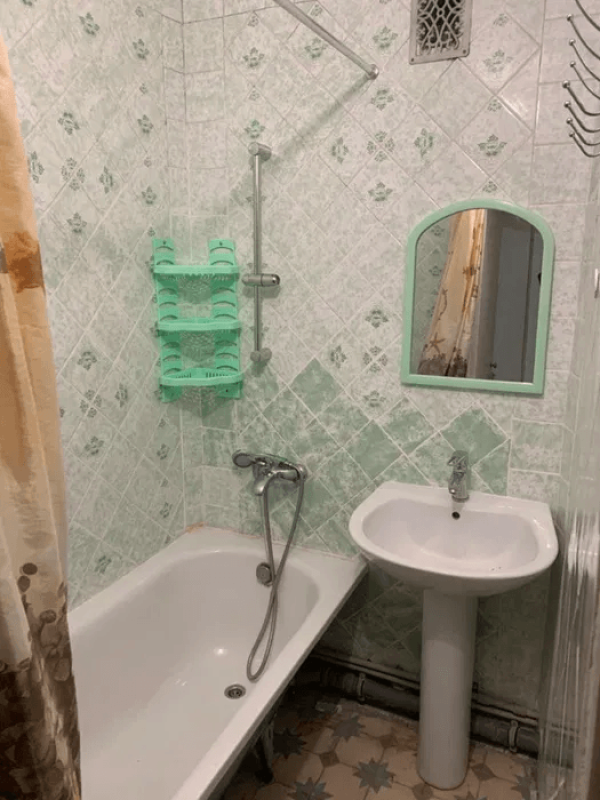 Sale 3 bedroom-(s) apartment 65 sq. m., Valentynivska street 35/81