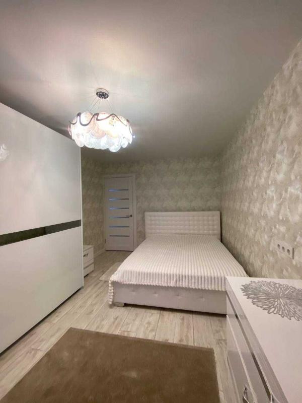 Довгострокова оренда 2 кімнатної квартири Академіка Барабашова вул. 44