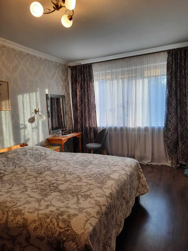 Sale 3 bedroom-(s) apartment 62 sq. m., Traktorobudivnykiv Avenue 102б