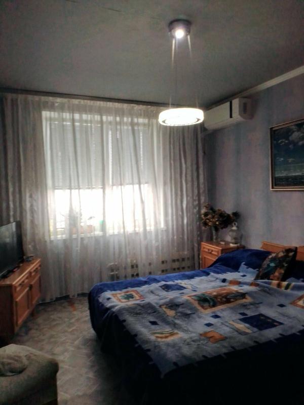 Sale 3 bedroom-(s) apartment 65 sq. m., Valentynivska street 58