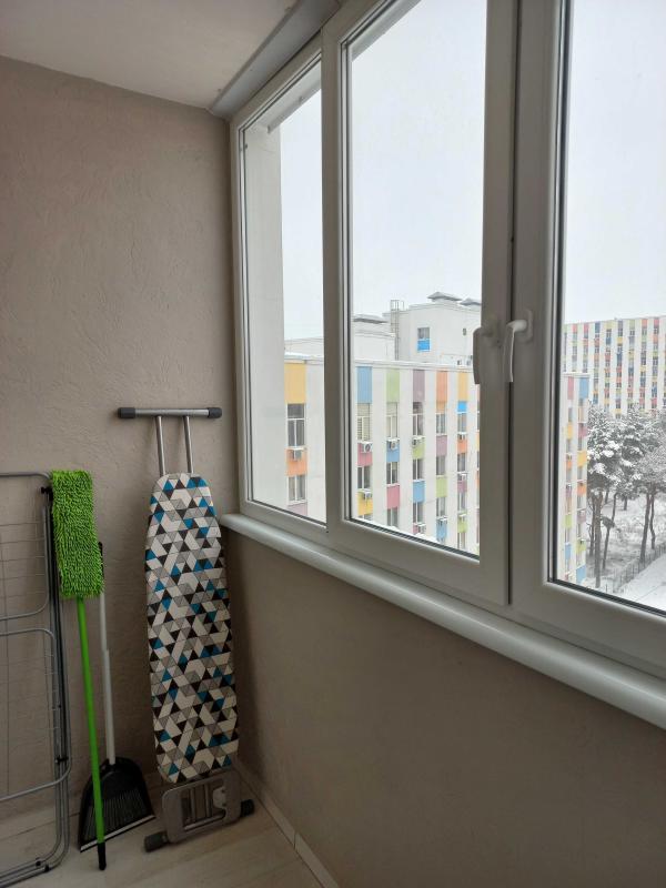 Продаж 1 кімнатної квартири 35 кв. м, Козакевича вул. 31