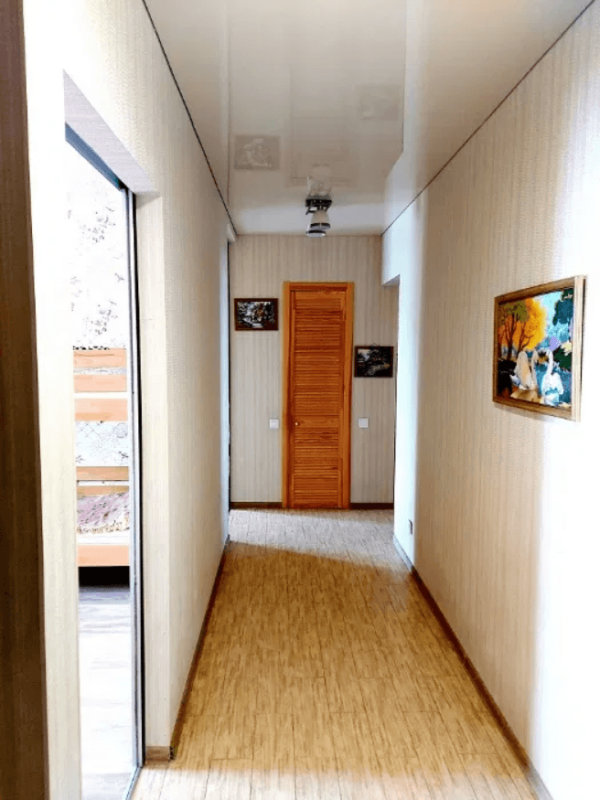Продаж 3 кімнатної квартири 65 кв. м, Іллінська вул. 61