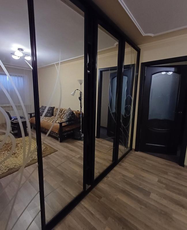 Продажа 1 комнатной квартиры 32 кв. м, Рыбалко ул. 42
