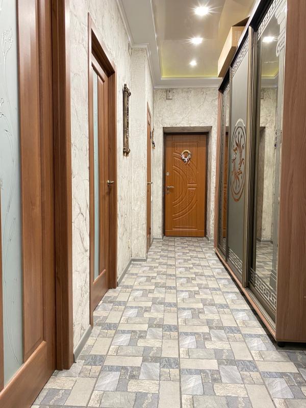 Продажа 2 комнатной квартиры 64 кв. м, Кричевского ул. 28