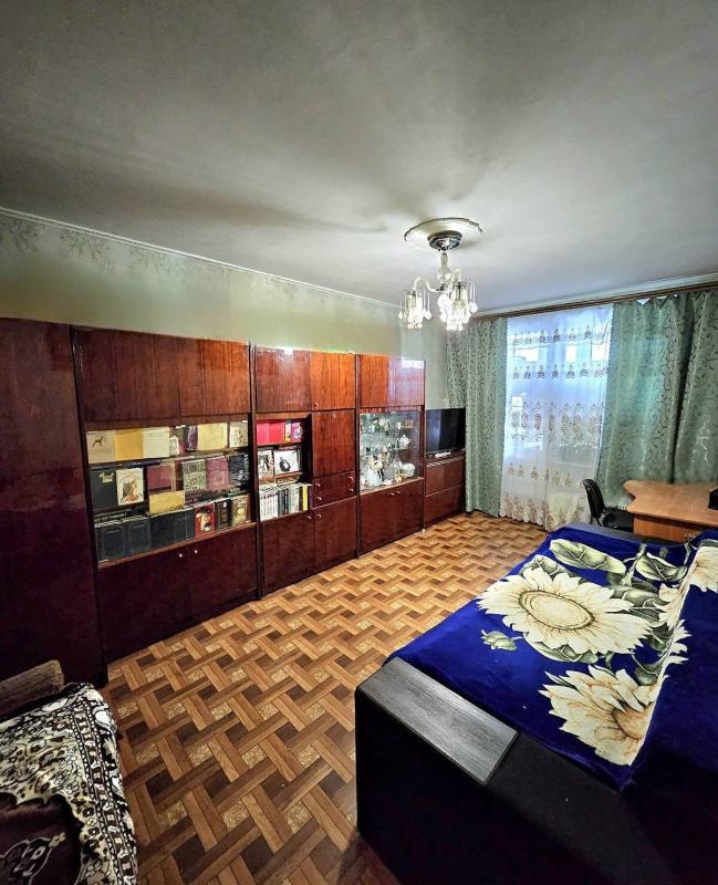 Продаж 1 кімнатної квартири 33 кв. м, Волонтерська вул. (Соціалістична) 70а