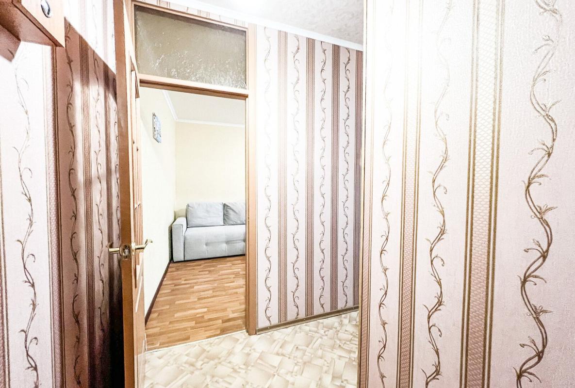 Продажа 1 комнатной квартиры 35 кв. м, Ахсарова ул. 11а