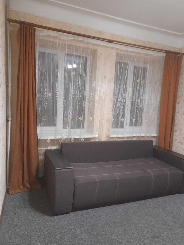 Довгострокова оренда 3 кімнатної квартири Чернишевська вул. 95