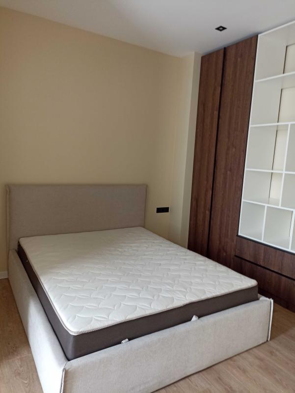 Long term rent 1 bedroom-(s) apartment Antonovycha Street (Horkoho Street) 44