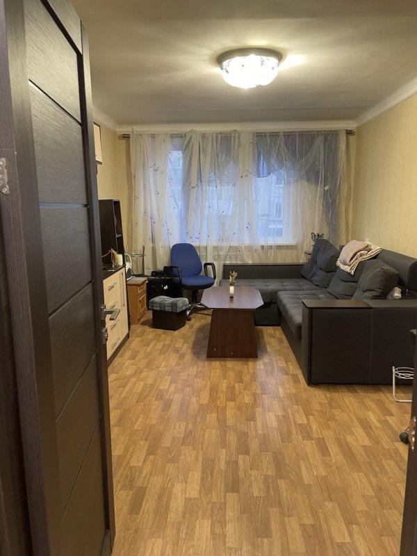 Продаж 3 кімнатної квартири 59 кв. м, Зернова вул. 53