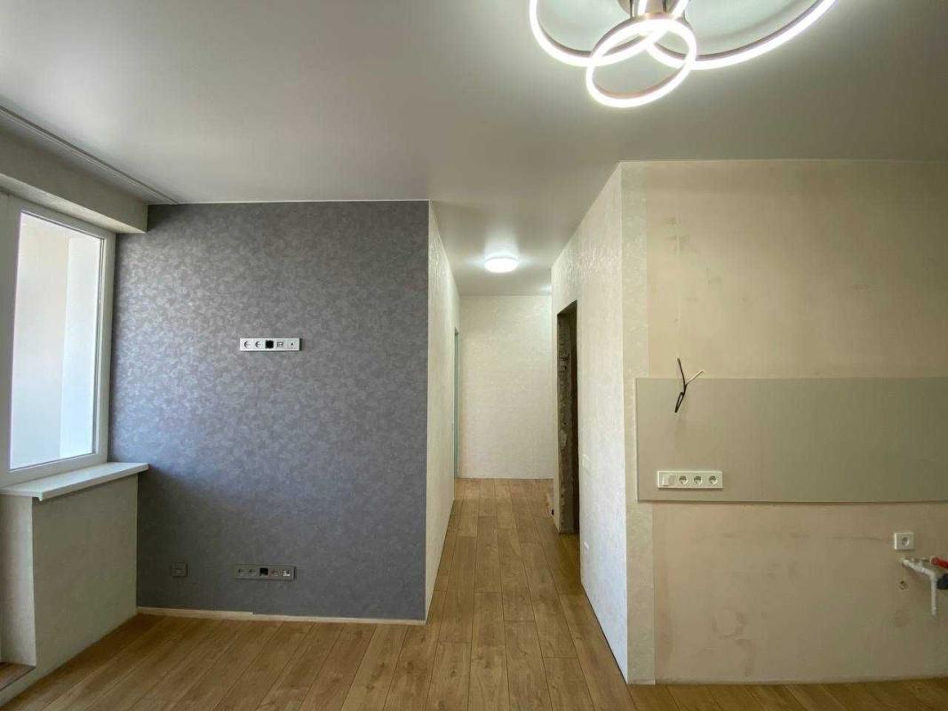 Продаж 1 кімнатної квартири 36 кв. м, Академіка Барабашова вул. 10а