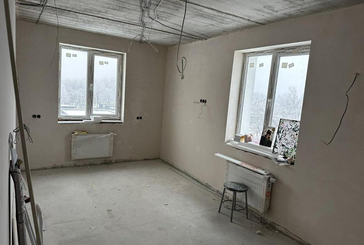 Продаж 3 кімнатної квартири 81 кв. м, Героїв Харкова просп.