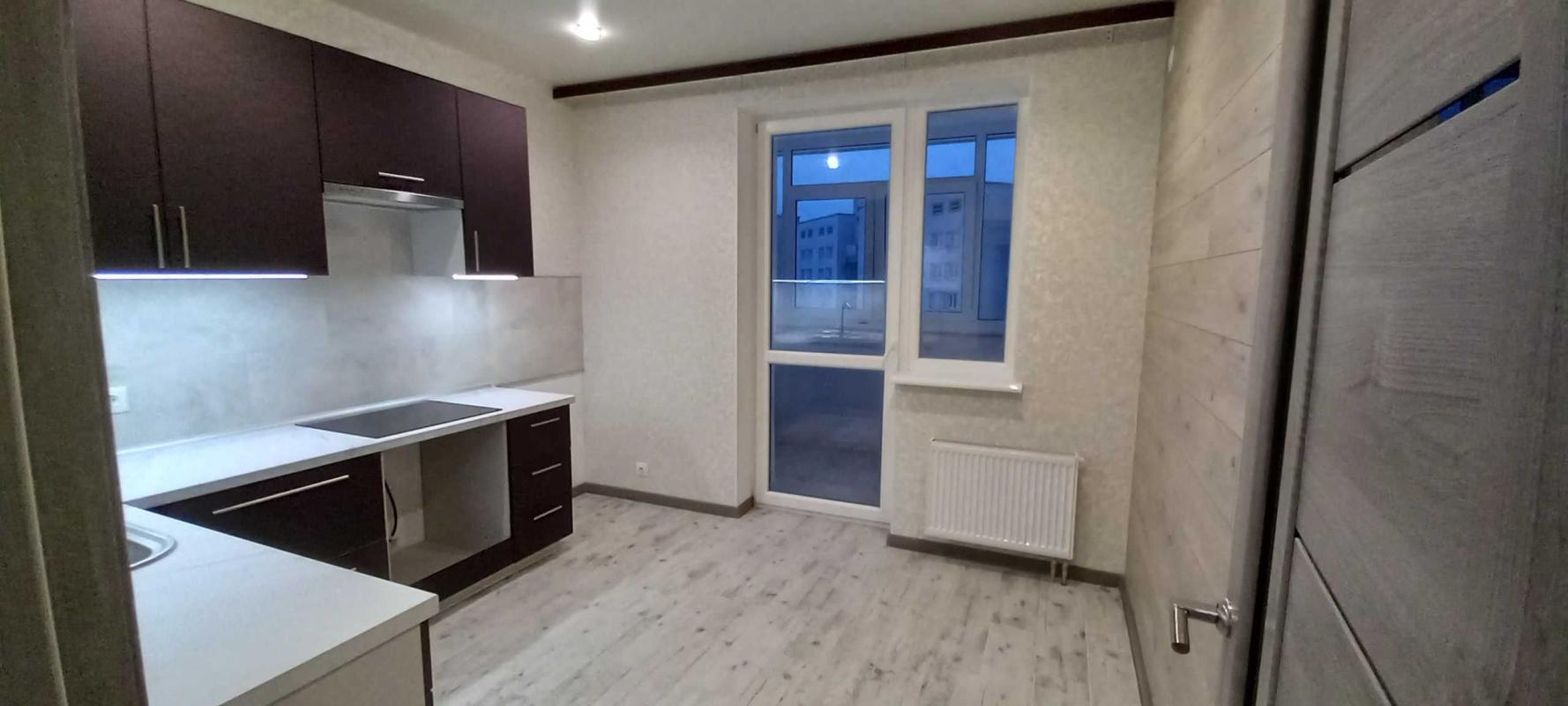 Продажа 2 комнатной квартиры 56 кв. м, Академика Барабашова ул. 10а