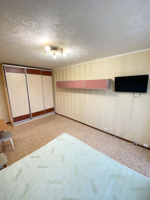 Sale 1 bedroom-(s) apartment 33 sq. m., Valentynivska street 11