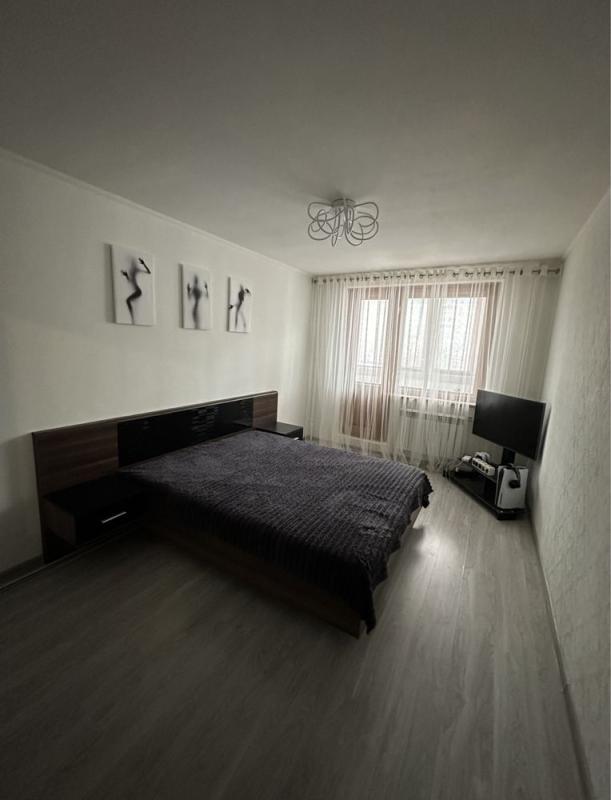 Sale 3 bedroom-(s) apartment 65 sq. m., Liudviga Svobody Avenue 46