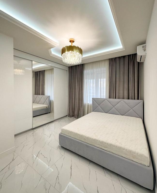Sale 2 bedroom-(s) apartment 46 sq. m., Marshala Bazhanova Street 10