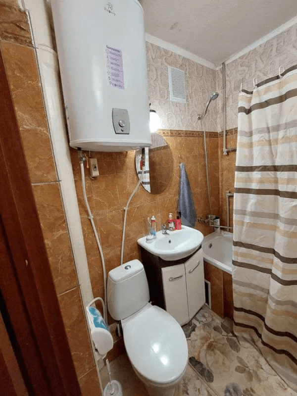 Sale 1 bedroom-(s) apartment 31 sq. m., Sumhayitska Street 9