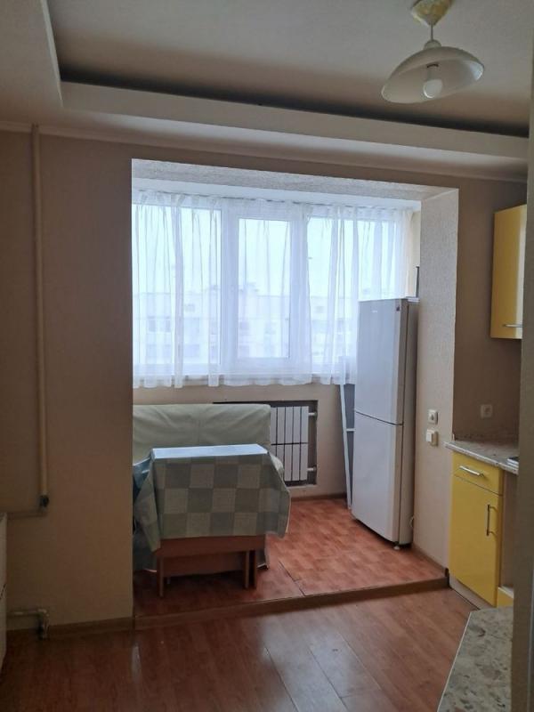 Long term rent 1 bedroom-(s) apartment Peremohy Avenue 68б