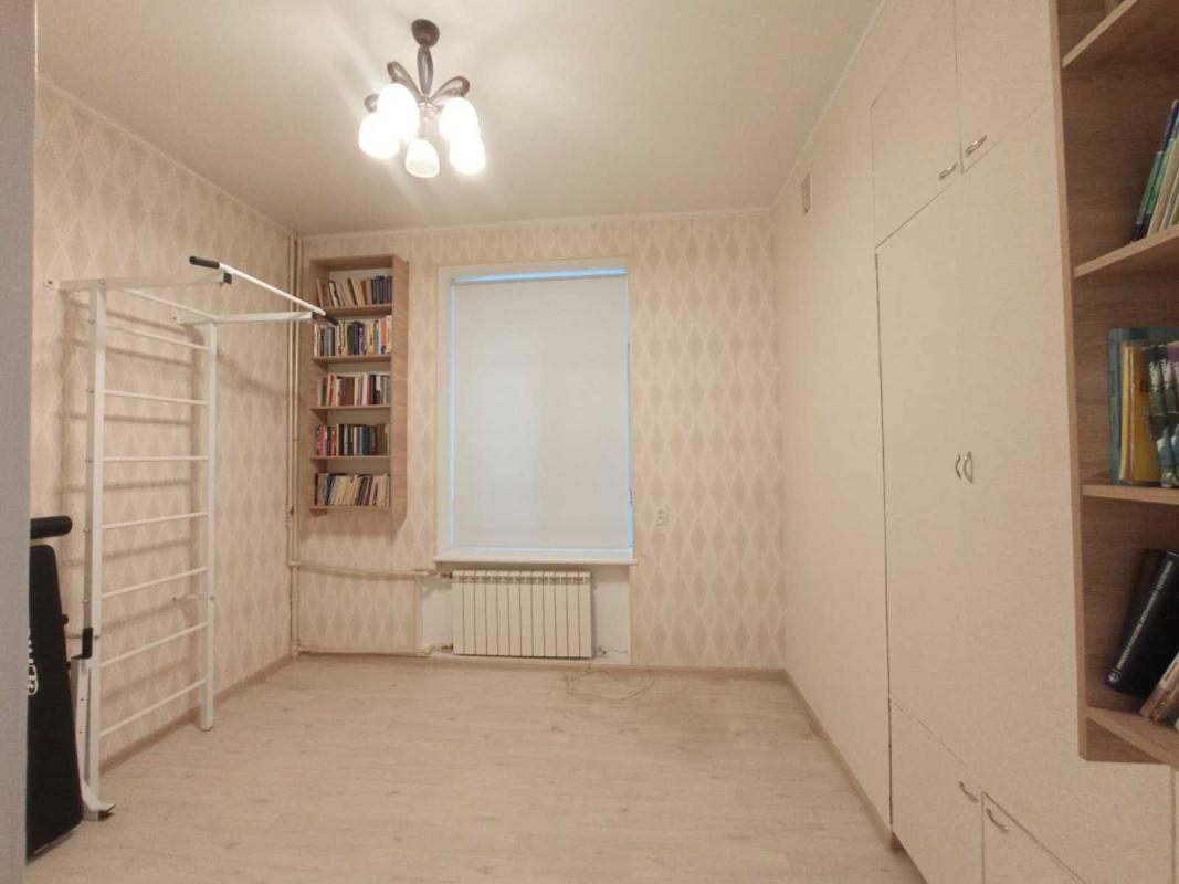 Долгосрочная аренда 3 комнатной квартиры Данилевского ул. 10