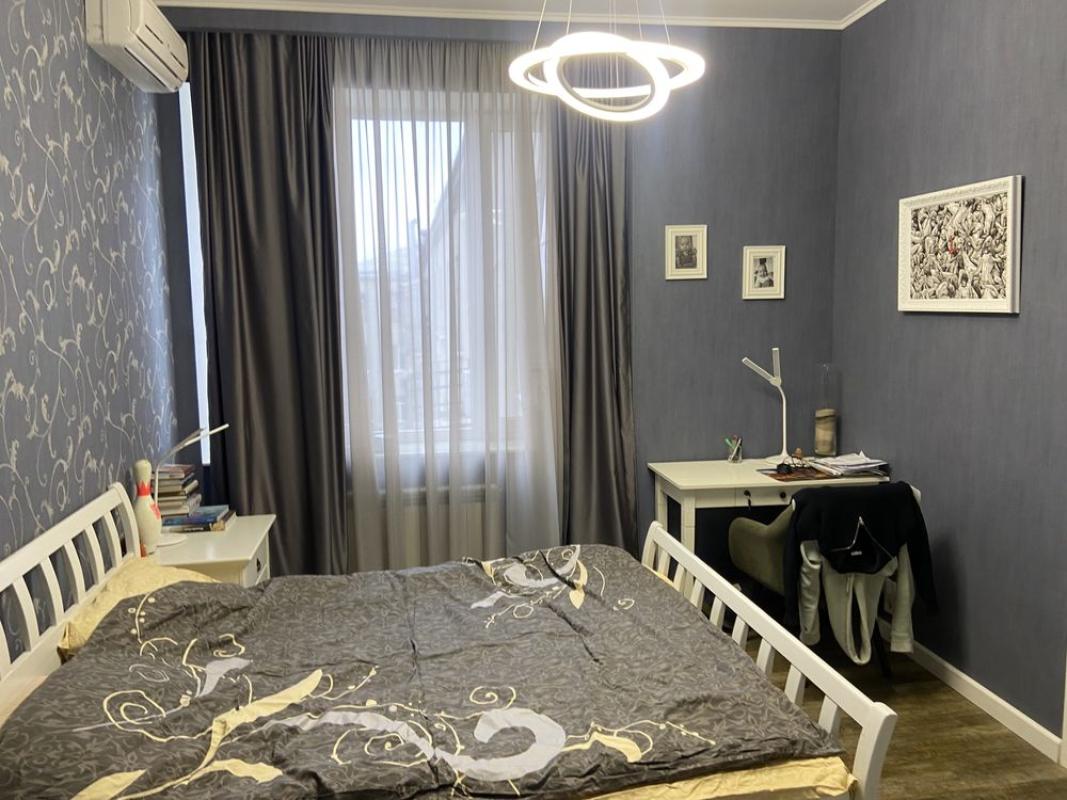 Sale 3 bedroom-(s) apartment 70 sq. m., Pushkinska Street 54