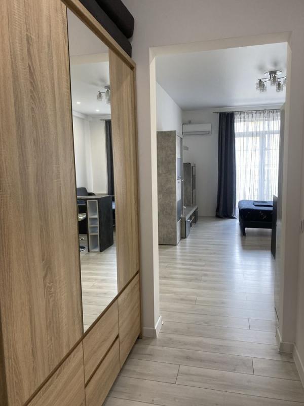 Long term rent 1 bedroom-(s) apartment Mykhaila Maksymovycha Street (Onufriia Trutenka Street) 26