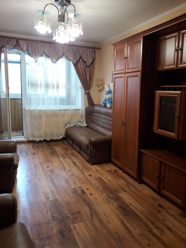 Долгосрочная аренда 2 комнатной квартиры Гвардейцев-Широнинцев ул. 40д