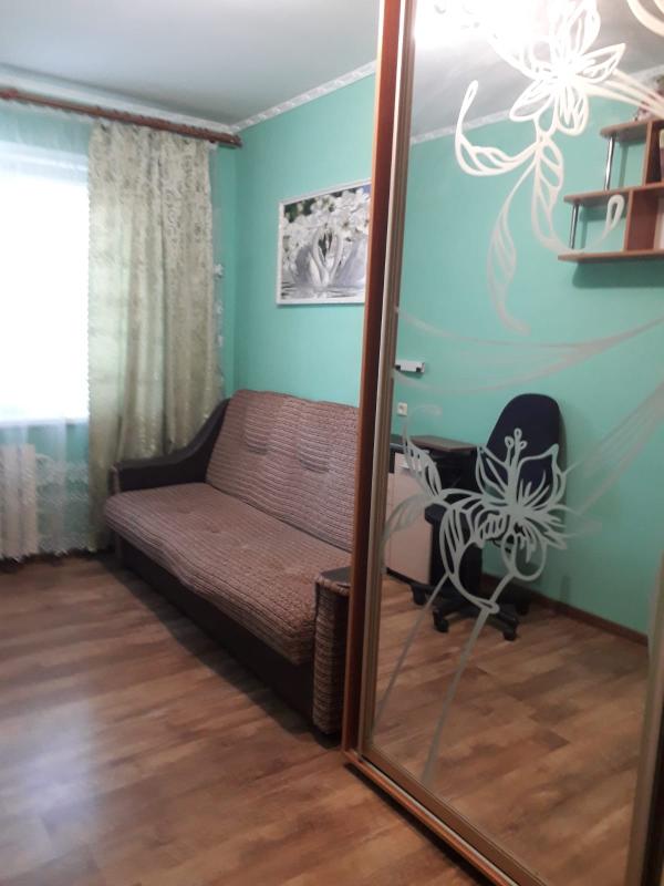Long term rent 2 bedroom-(s) apartment Hvardiytsiv-Shyronintsiv Street 40д