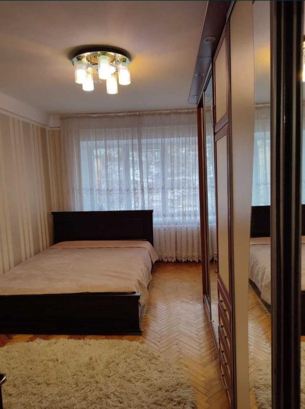 Long term rent 2 bedroom-(s) apartment Mykhaila Boichuka Street (Kikvidze Street) 34