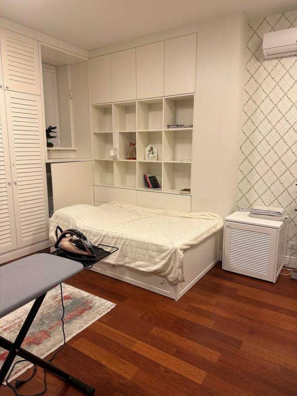 Long term rent 2 bedroom-(s) apartment Sarzhynska Street 2