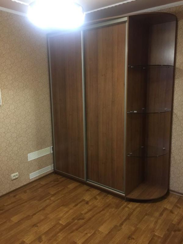 Продаж 3 кімнатної квартири 66 кв. м, Героїв Харкова просп. 248в