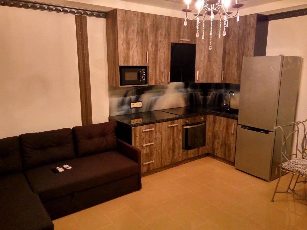 Long term rent 1 bedroom-(s) apartment Zavalna Street 10б