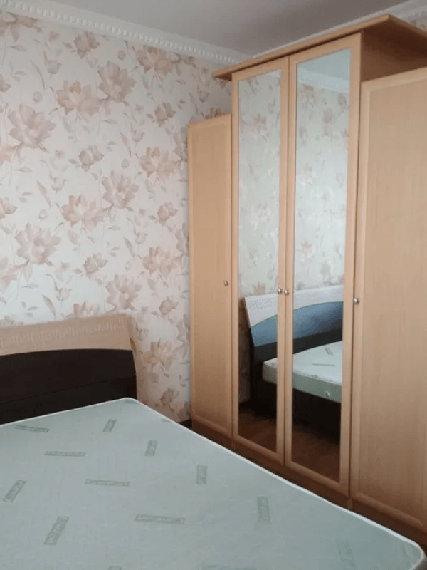 Long term rent 2 bedroom-(s) apartment Tytarenkivsky Lane 2