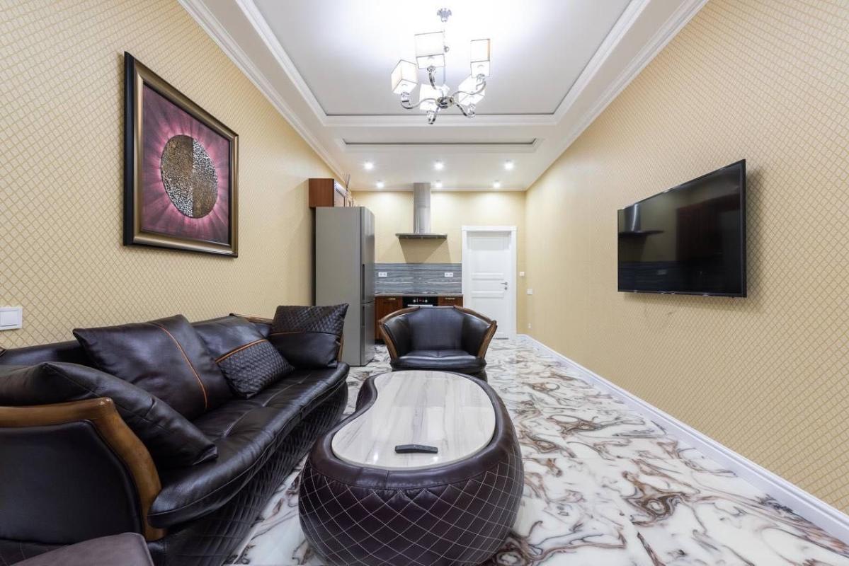 Long term rent 1 bedroom-(s) apartment Yevhena Konovaltsia Street (Schorsa Street) 34А