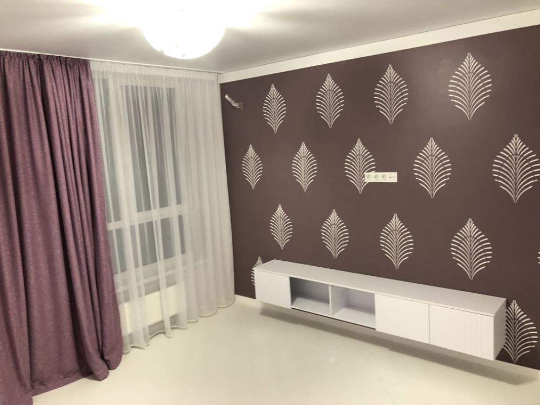 Long term rent 2 bedroom-(s) apartment Hlybochytska Street