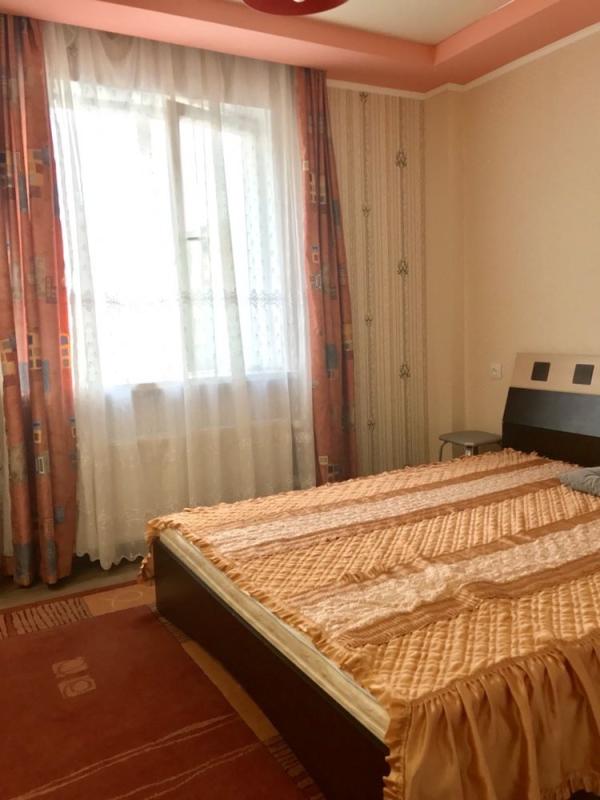 Long term rent 2 bedroom-(s) apartment Poltavsky Shlyakh Street 28/19