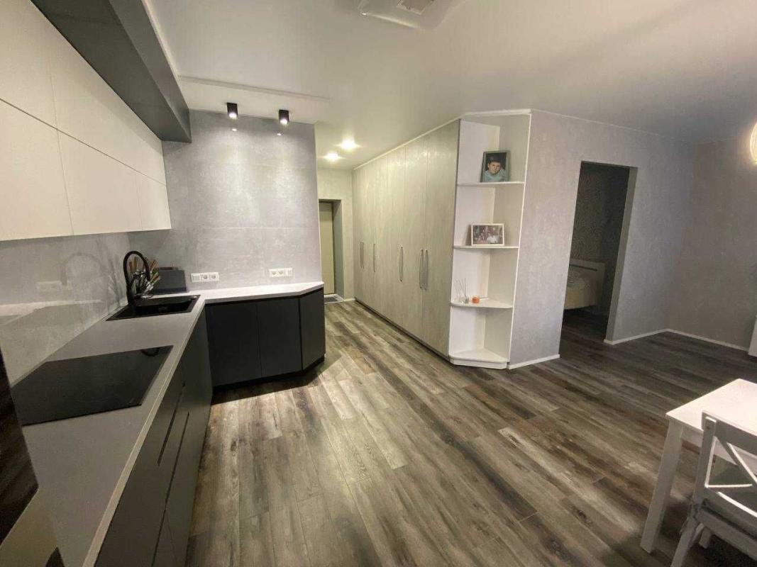 Sale 1 bedroom-(s) apartment 50 sq. m., Iskrynsky Lane 19в