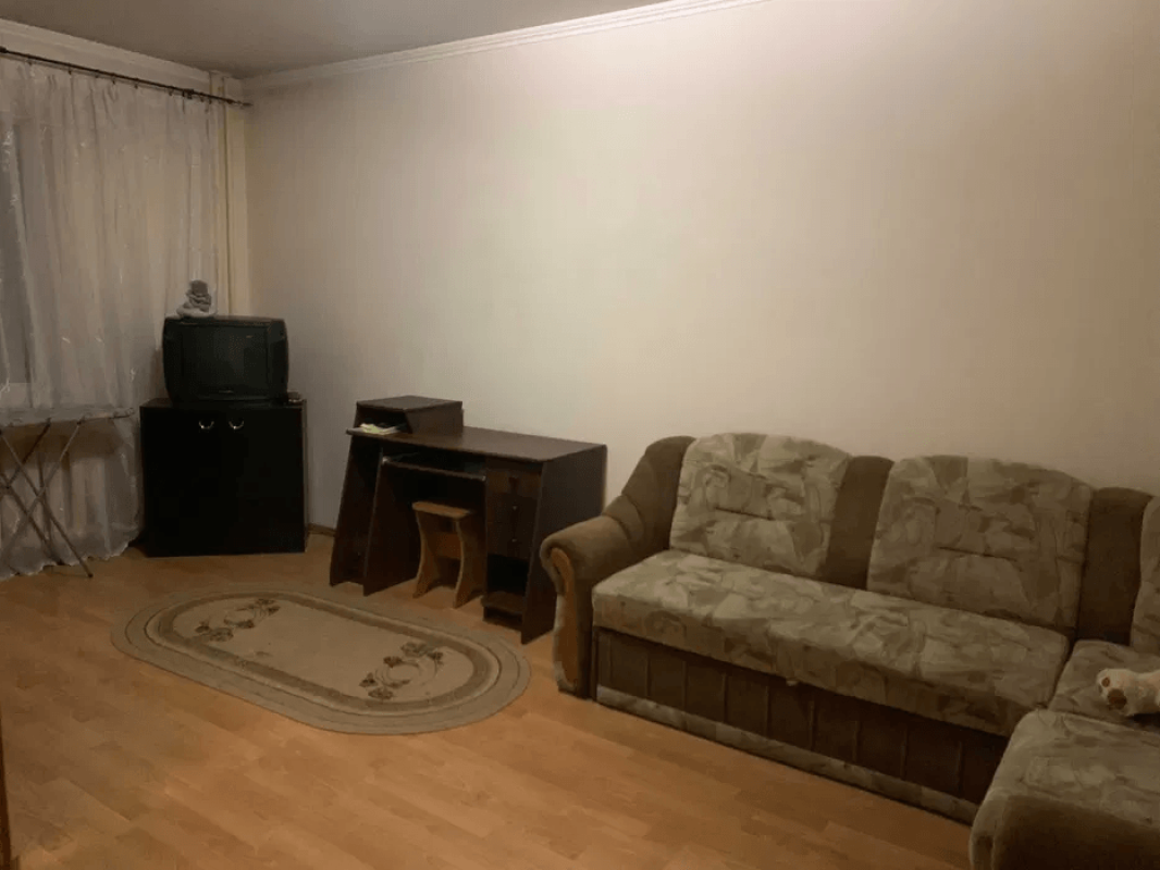 Long term rent 1 bedroom-(s) apartment Dragomanova Street 14