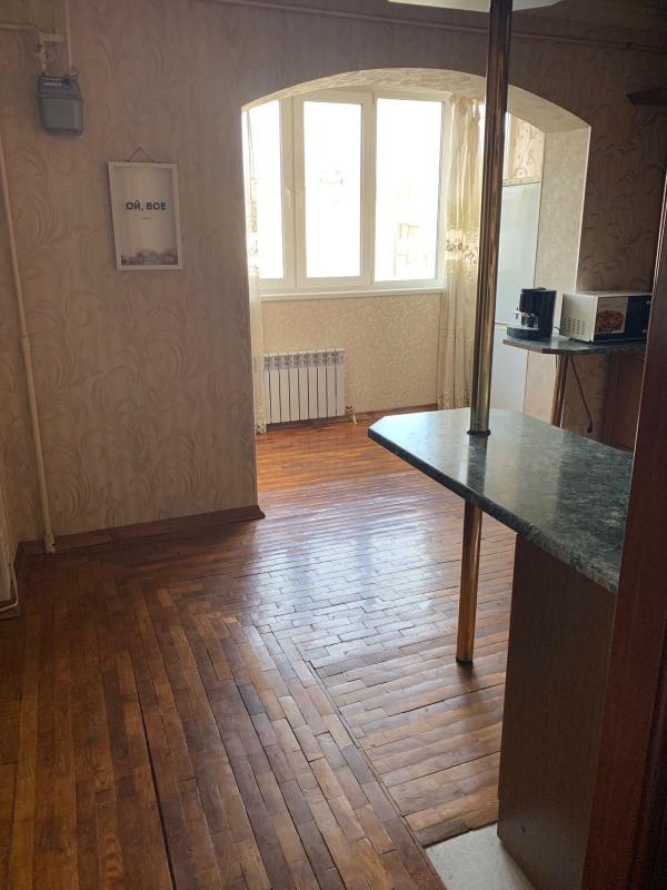 Long term rent 3 bedroom-(s) apartment Borysa Hmyri Street 5